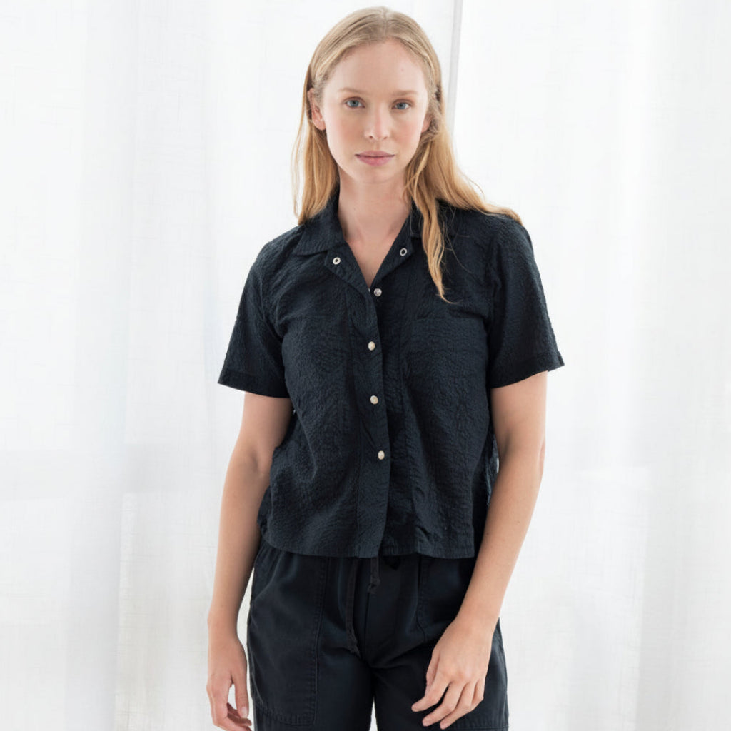Salado Seersucker Women's Pearl Snap Shirt - Midnight Black